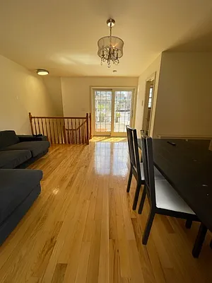 Rented by Oxford Property Group | media 29