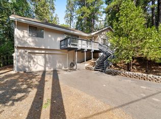 3883 Garnet Rd, Pollock Pines, CA 95726