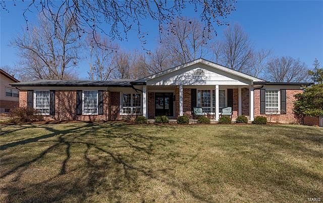 1st image of 309 Northmoor Dr