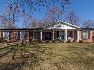 309 Northmoor Dr, Ballwin, MO 63011