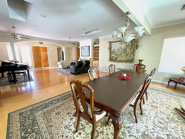 11704 Eastfield Rd — Photo 32