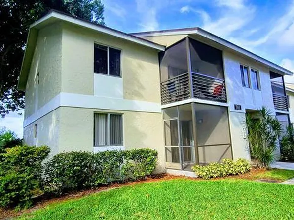 701 Gardens Dr APT 102, Pompano Beach, FL 33069