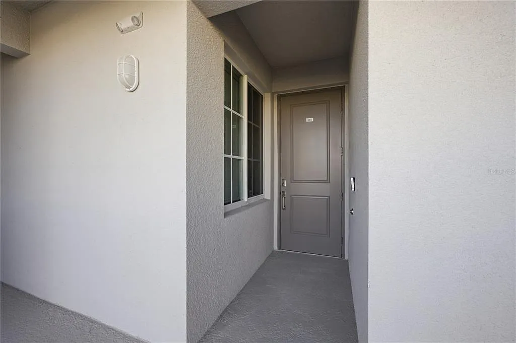 2 bed, 2.0 bath, 1154 sqft, $5,500 — Photo 3
