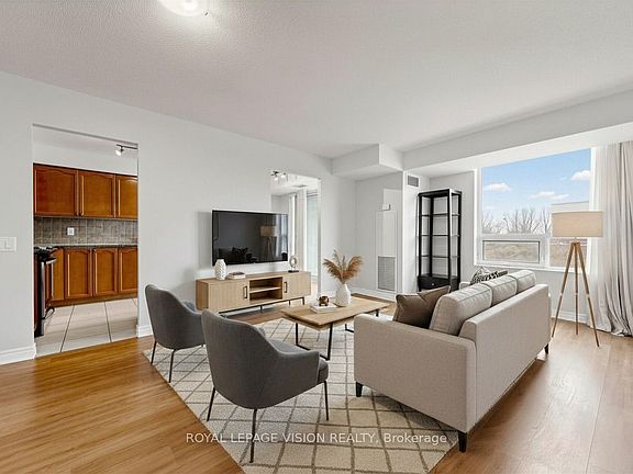 4th image of 83 Borough Dr #1415
