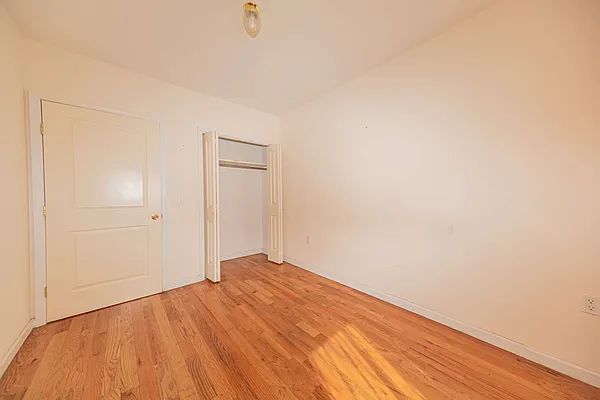 Sold by Maximillion Realty, Inc. | media 19