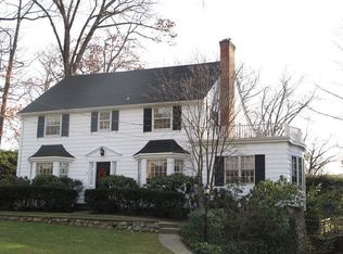 372 Shelbourne Ter, Ridgewood, NJ 07450