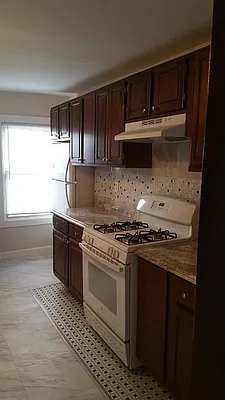 Rented by Northside Plaza Inc. | media 9