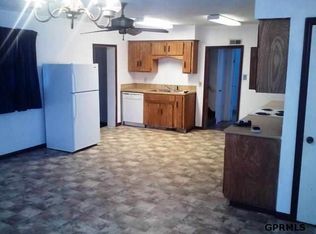 3742 Himebaugh Ave, Omaha, NE 68111