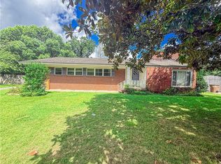 2772 N Grafhill Dr, Mobile, AL 36606