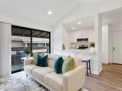 262 Streamwood, Irvine, CA, 92620