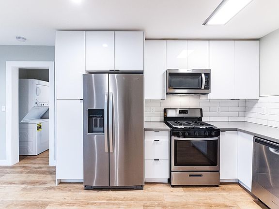 5th image of 5635 Monte Vista St APT 102