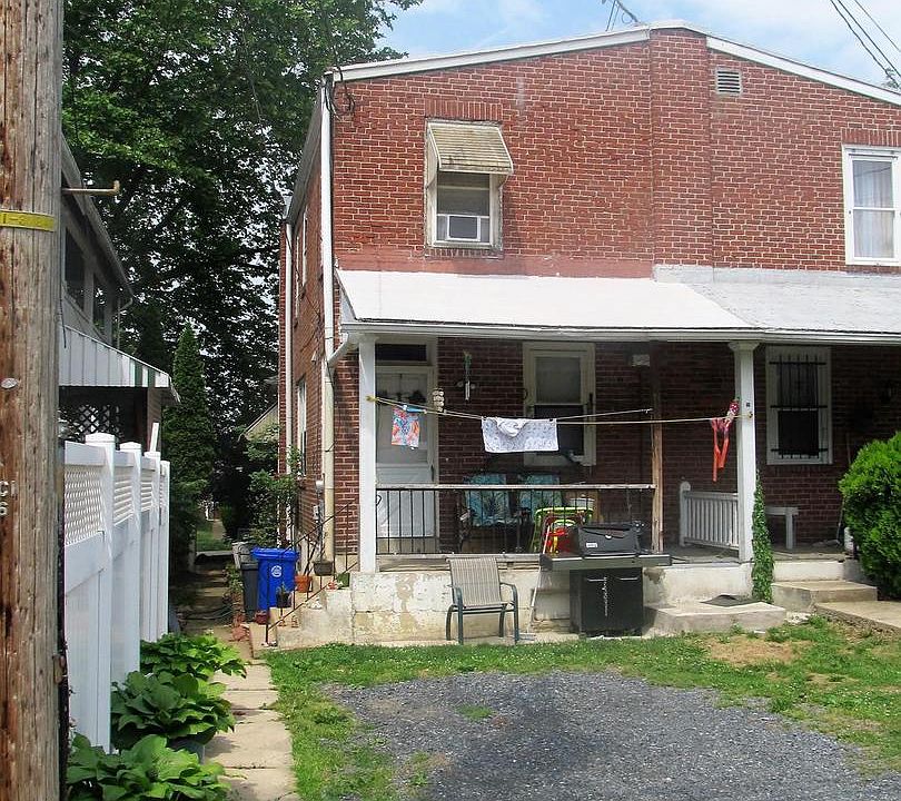 2nd image of 1507 Birch St