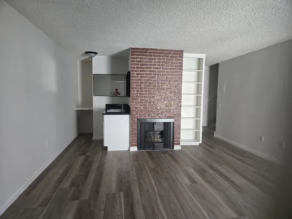 9047 Langdon Ave Unit 15, North Hills, CA 91343