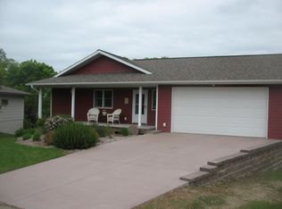 33271 Pickerel View Trl, Richville, MN 56576