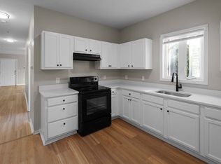 67 Windsor St, Worcester, MA 01605