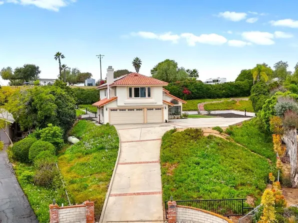 1402 Broken Arrow Ln, Fallbrook, CA 92028