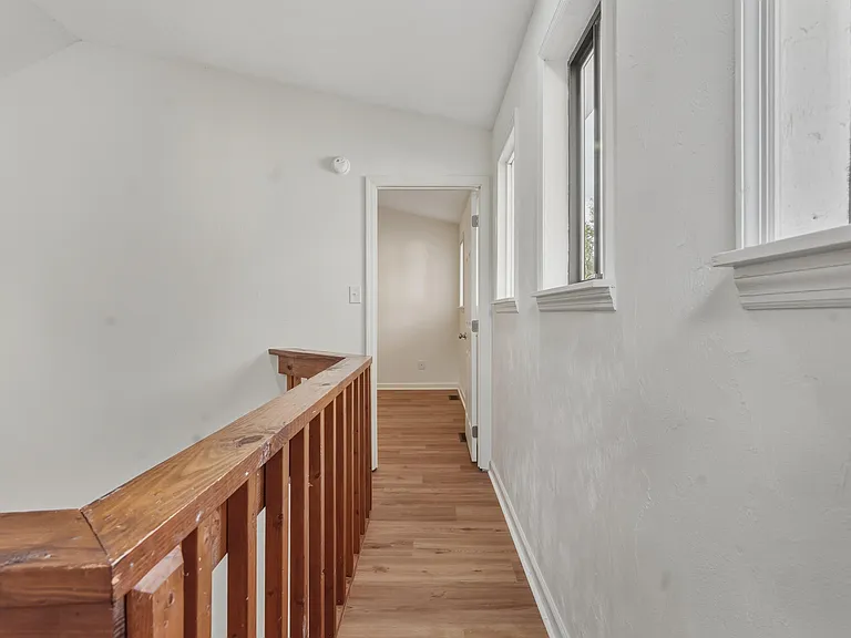 2900 Woodrich Dr #202 — Photo 18