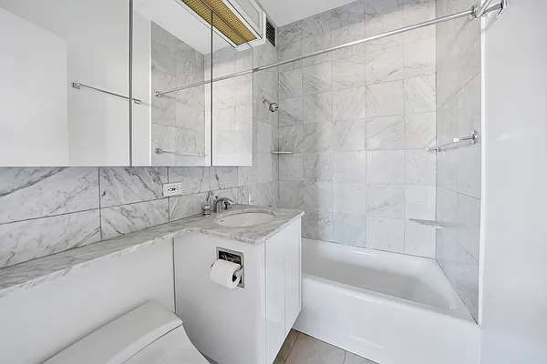 Rented by Douglas Elliman | media 8