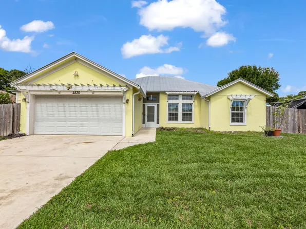 2530 SE Hemsing Street, Port St Lucie, FL 34984