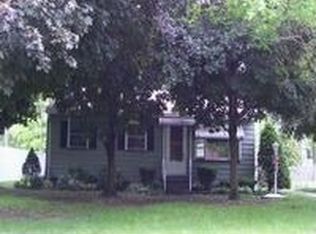 557 Cedar Dr, Cortland, OH