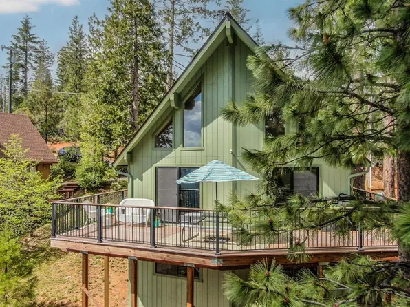 1302 Pebble Beach Way, Arnold, CA 95223