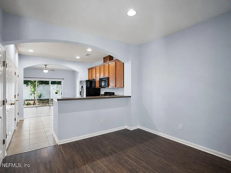 6150 High Tide Blvd — Photo 5