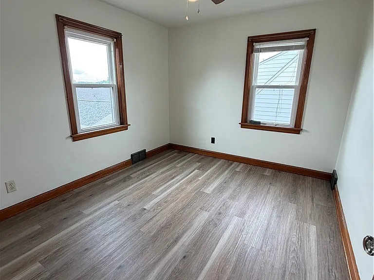 2515 Sunset Ave — Photo 18