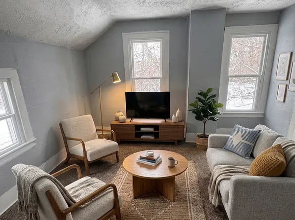 28 Christie St Unit 2, Akron, OH 44303