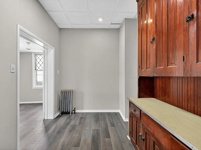 265-267 E Bertsch St #1 — Photo 11