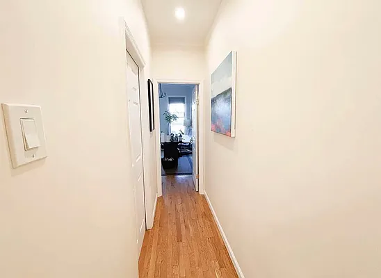 Rented by Ulas Real Estates Inc | media 4