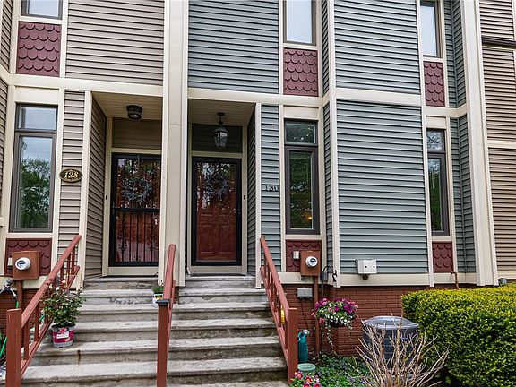 2nd image of 130 Adams St