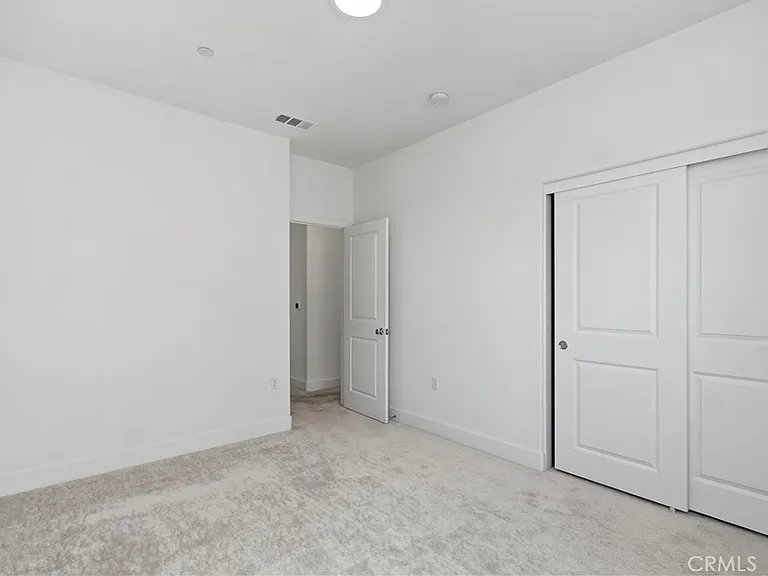 208 Yerba — Photo 28