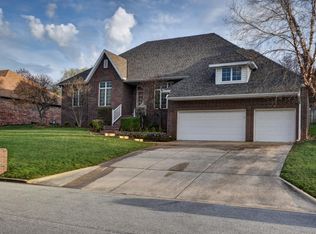 3920 E Latoka St, Springfield, MO 65809