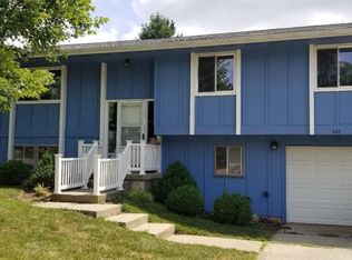 807 Erin Dr, Oxford, OH 45056