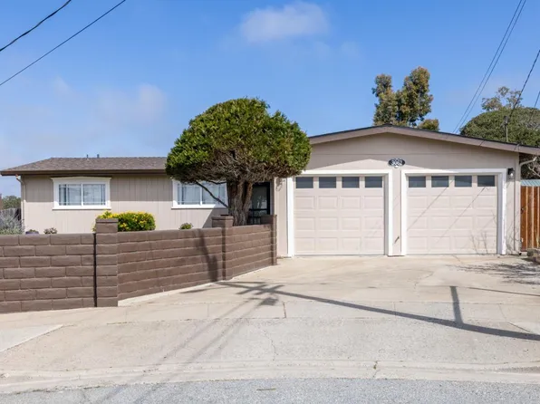 3062 Eddy Cir, Marina, CA 93933