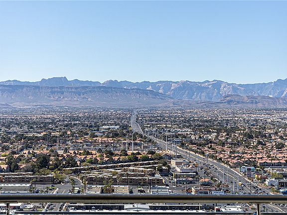 3rd image of 4381 W Flamingo Rd #3207