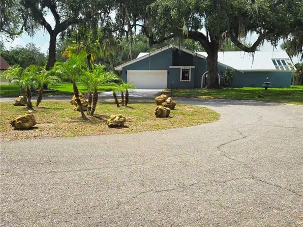 4508 Fire Ct, Labelle, FL 33935