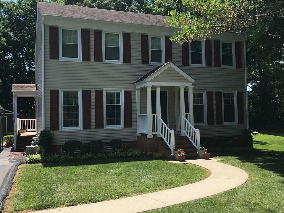 1st image of 453 Woodland Dr