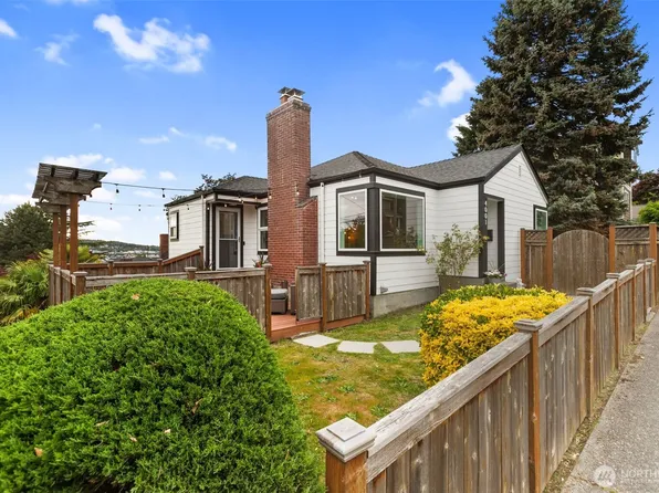 4001 2nd Avenue NW, Seattle, WA 98107