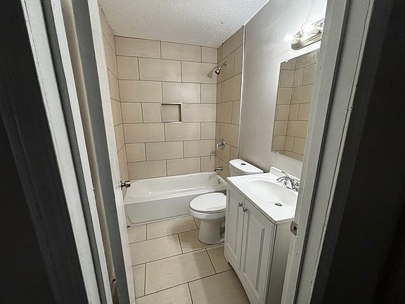 2nd image of 279 W Norwood Ave