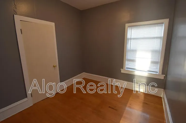 2411 Golden Valley Rd #2 — Photo 5