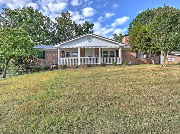 312 Pinecrest Dr, Greeneville, TN 37743
