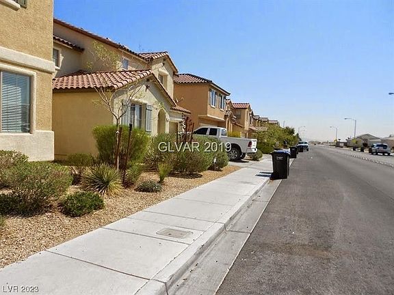3rd image of 1848 W Hammer Ln #0