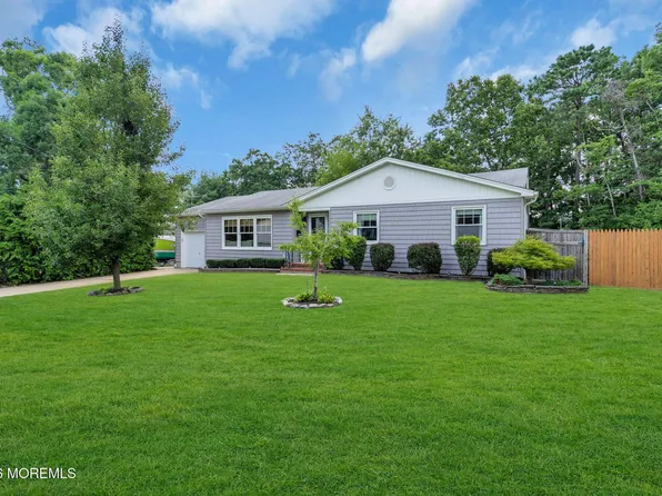 209 Towhee Trail, Brick, NJ 08724