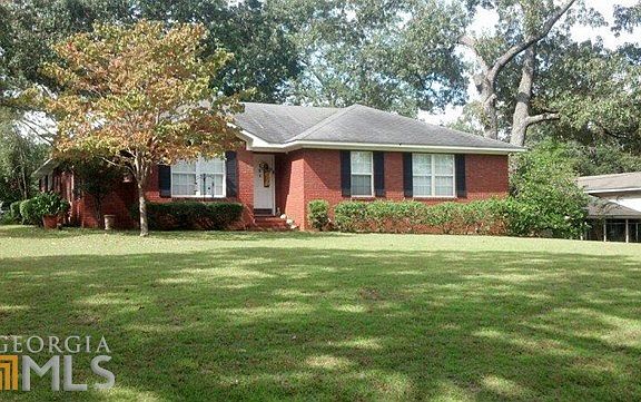 2nd image of 101 Sherwood Ct
