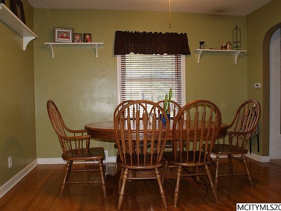 5th image of 817 2nd St SE