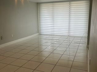 10400 SW 108th Ave APT A401, Miami, FL 33176