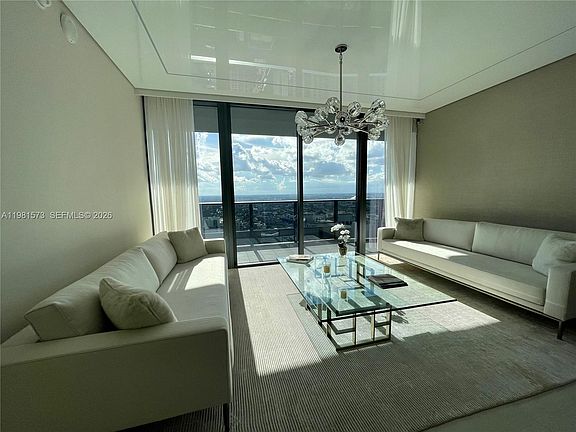 3rd image of 1000 Brickell Plz #4410