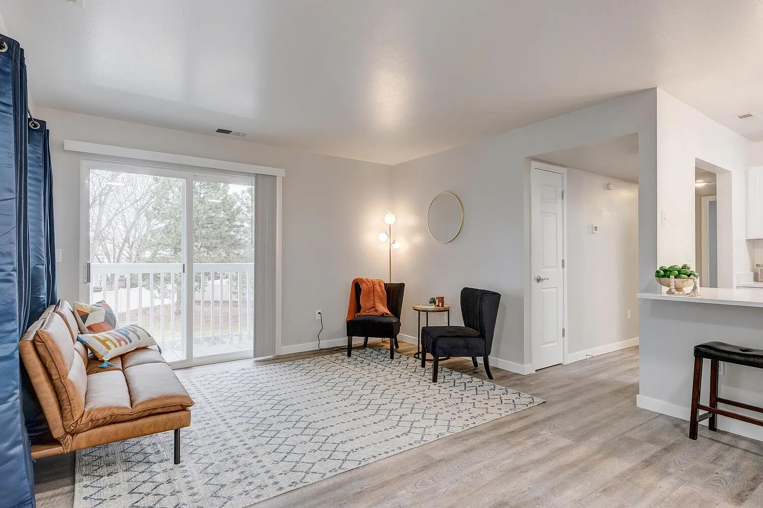 Rock Pointe Apartments — Photo 4