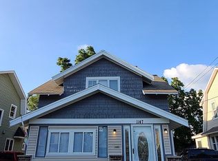 1147 Noble St SE, Grand Rapids, MI